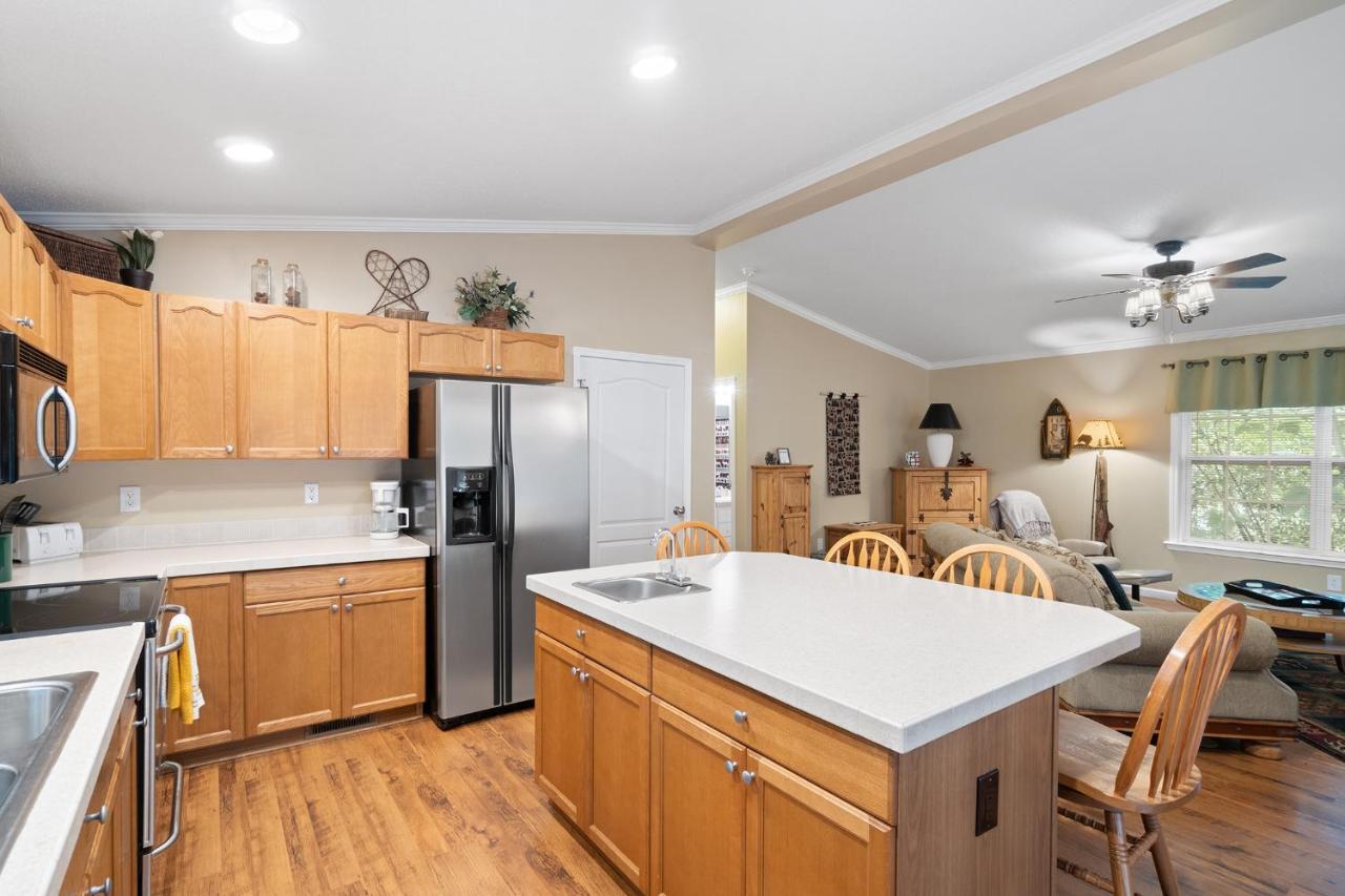Blue Ridge Wspa At Linville Land Harbor Holiday home