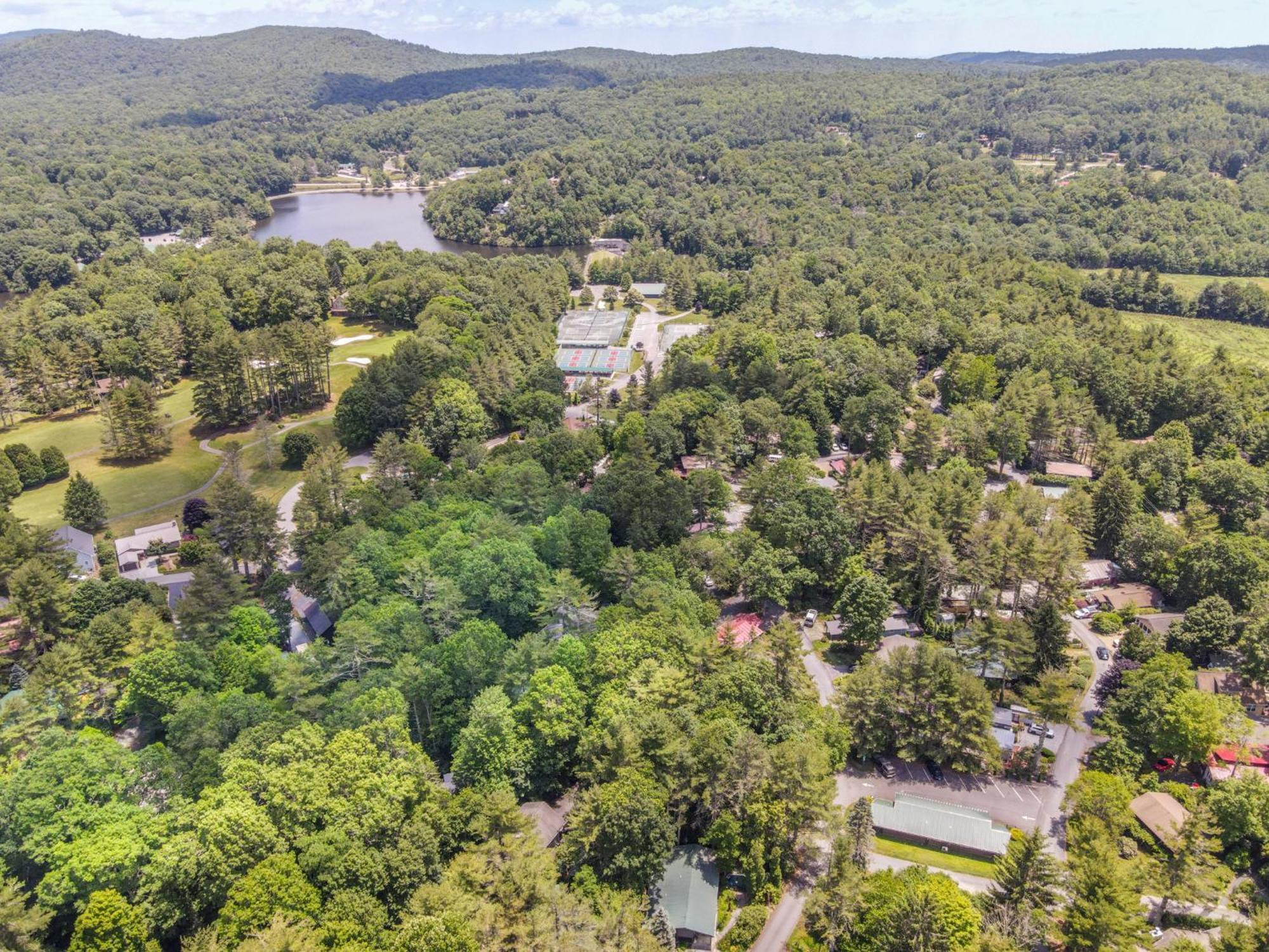 Blue Ridge Wspa At Linville Land Harbor